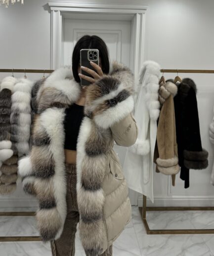 Beige parka jacket with fox fur tall