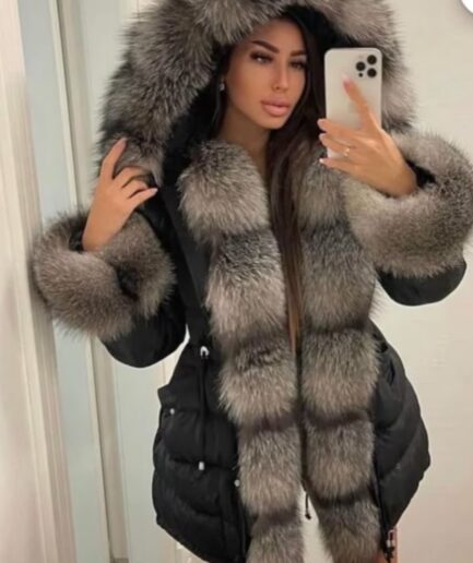Black parka with argentina fox fur